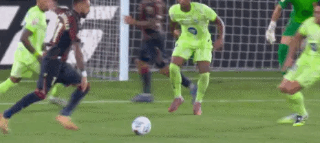 gif, 对手发生碰, 半场的补时